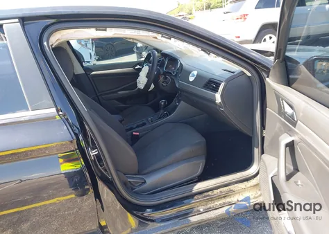 2019 Volkswagen Jetta 1.4T R-Line/1.4T S/1.4T Se from USA, damaged, VIN 3VWCB7BU8KM266072